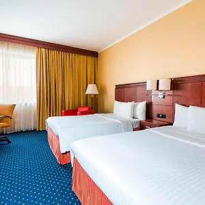 Courtyard By Marriott Отель