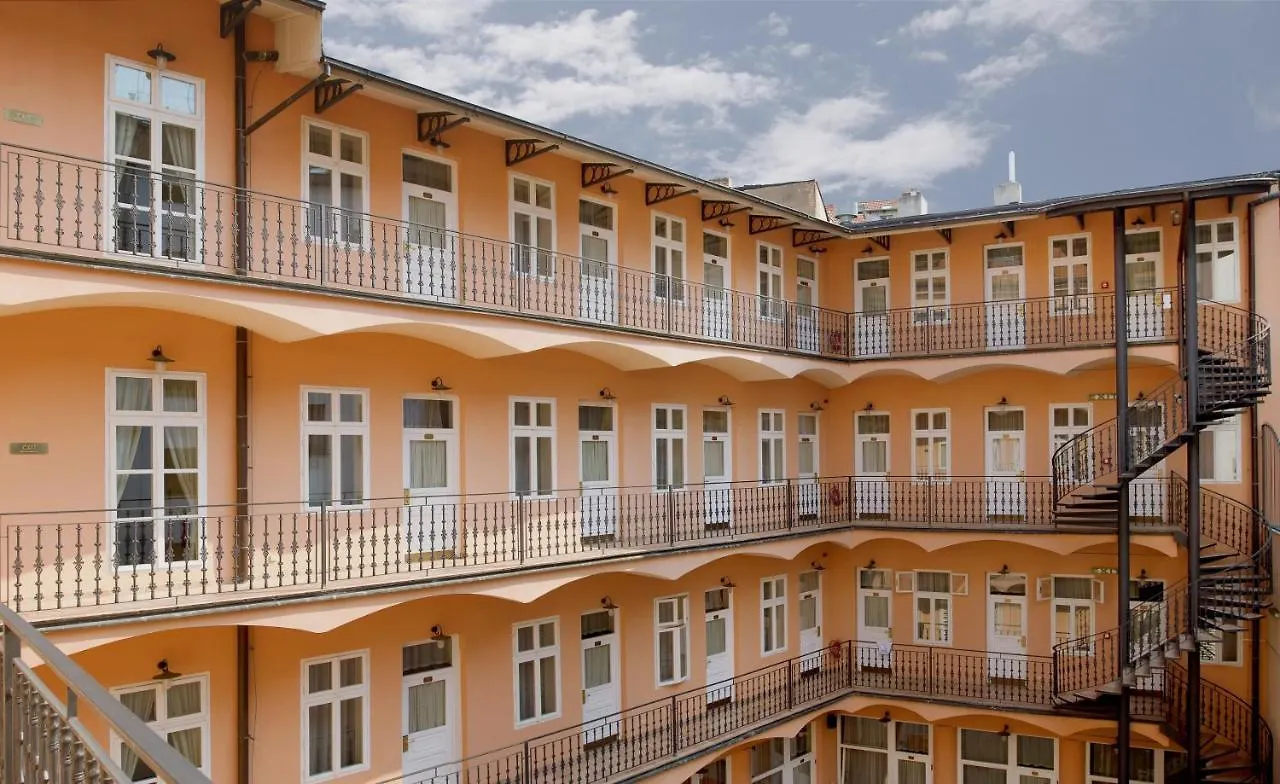 Hotel Patio Praga